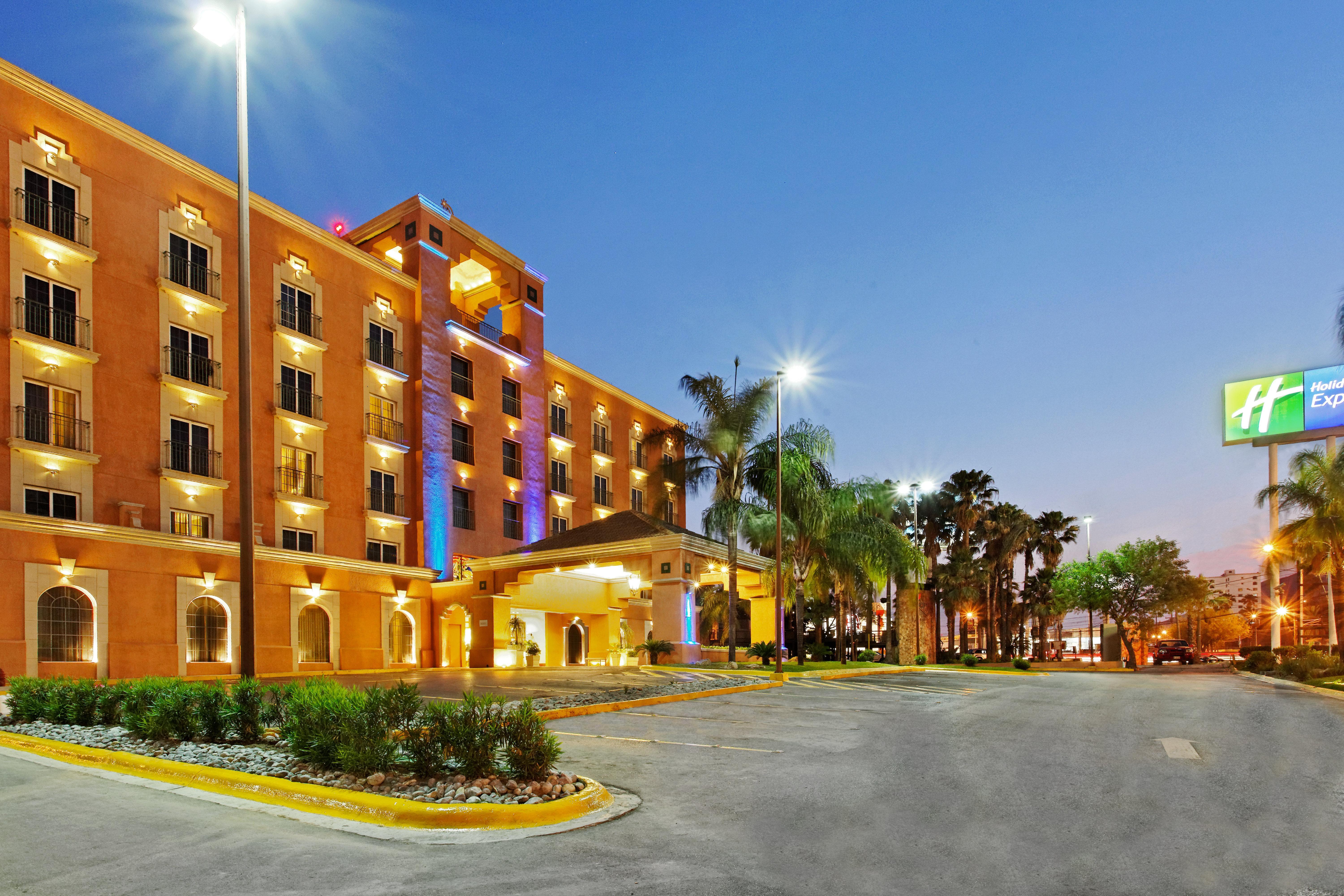 Holiday Inn Express Monterrey Galerias-San Jeronimo By Ihg מראה חיצוני תמונה