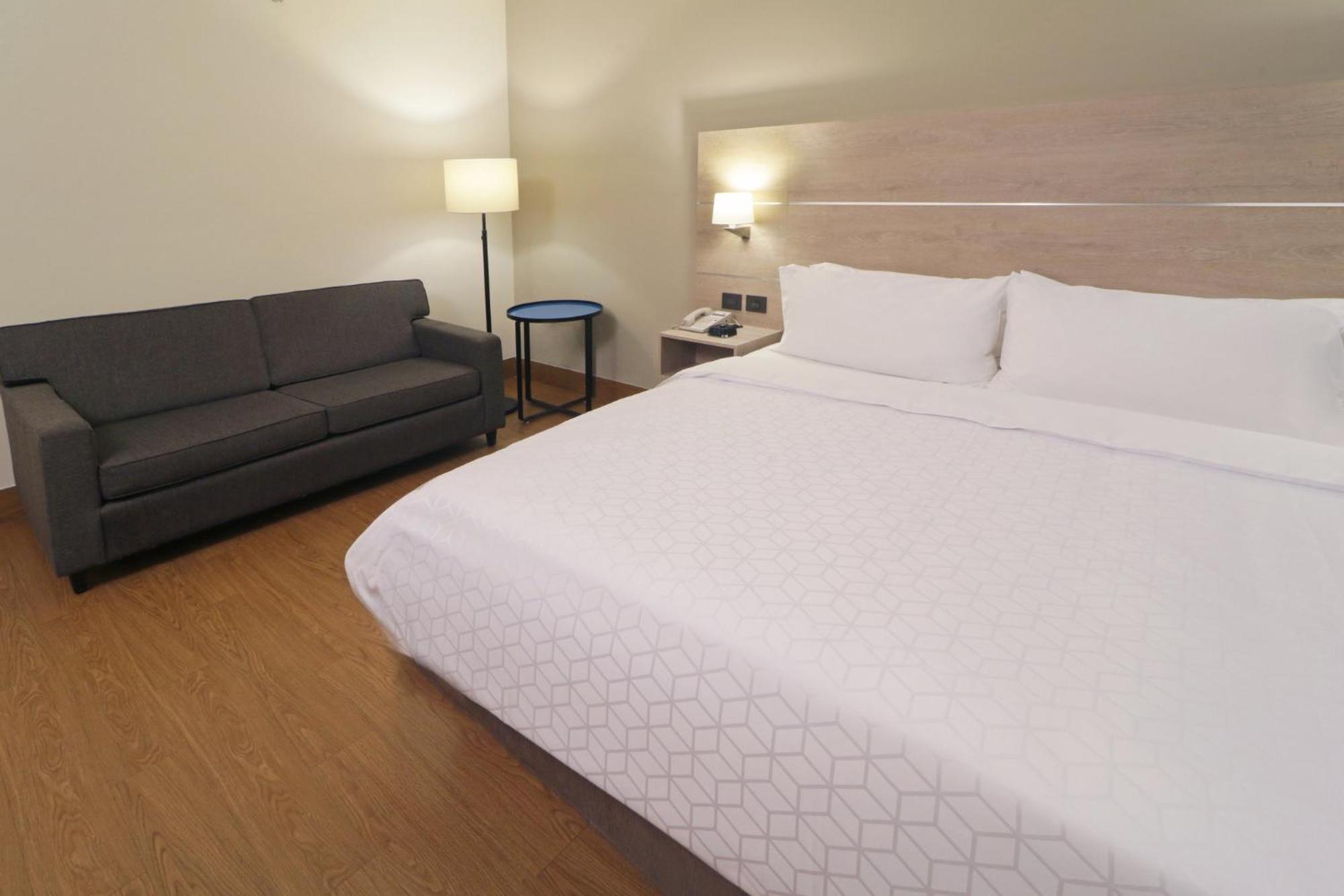 Holiday Inn Express Monterrey Galerias-San Jeronimo By Ihg מראה חיצוני תמונה