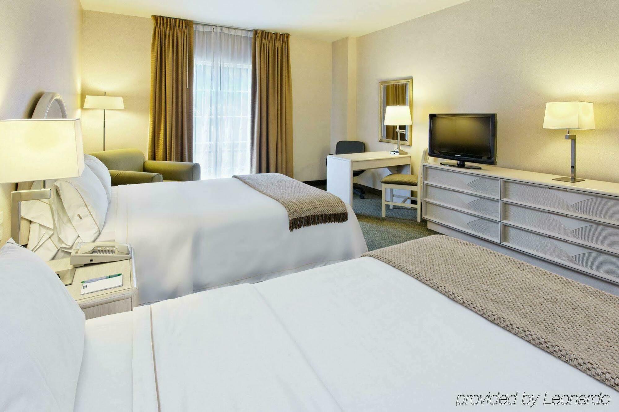 Holiday Inn Express Monterrey Galerias-San Jeronimo By Ihg חדר תמונה